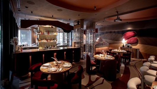 Фотография: Ресторан InOut Bistro